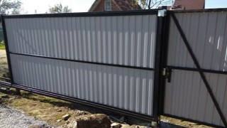 Купить сваи для ворот в Выборг. Заказать ворота на сваях под ключ от 22040 руб